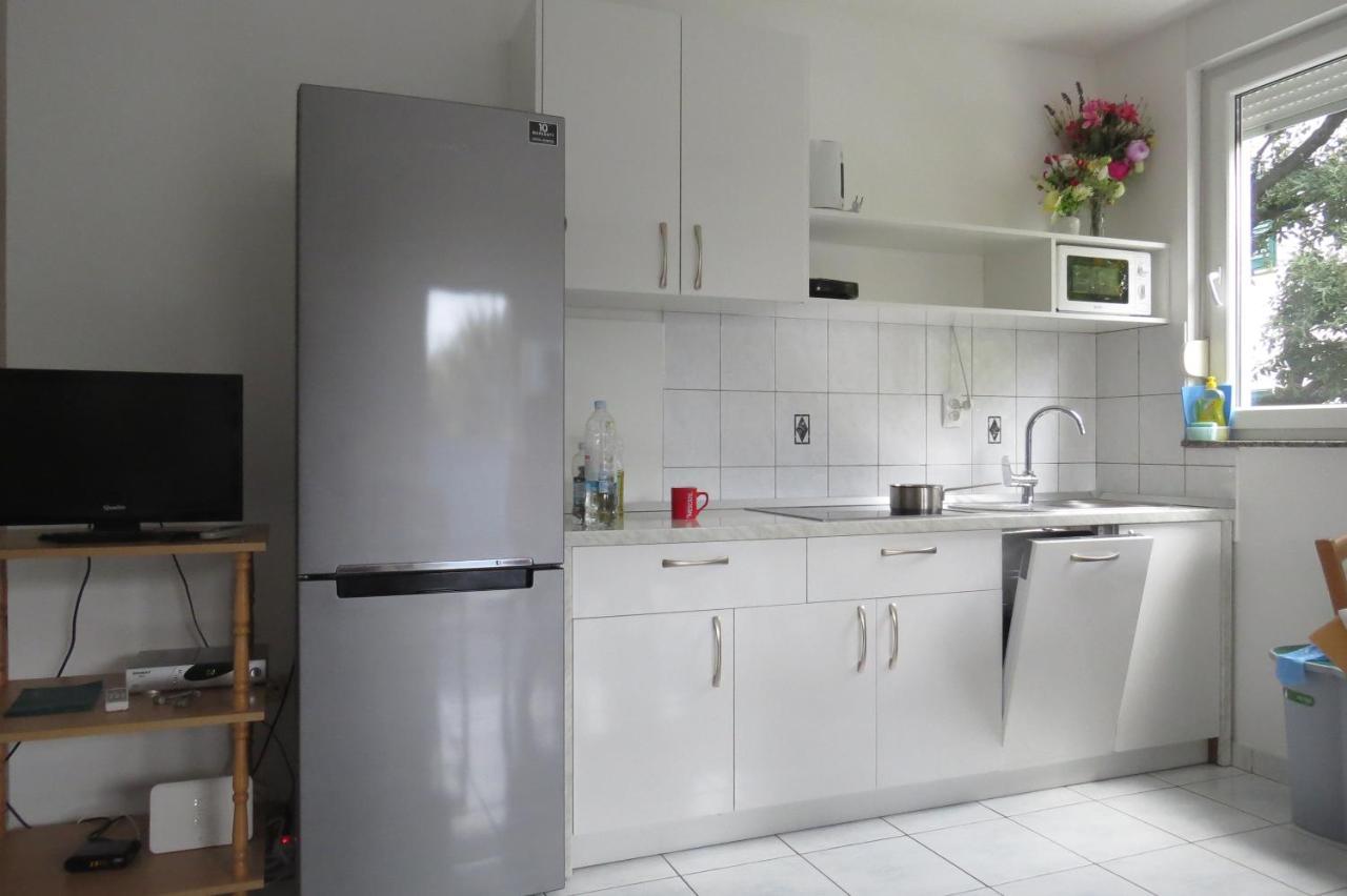 Modra Kuca Apartment Мандре Екстериор снимка