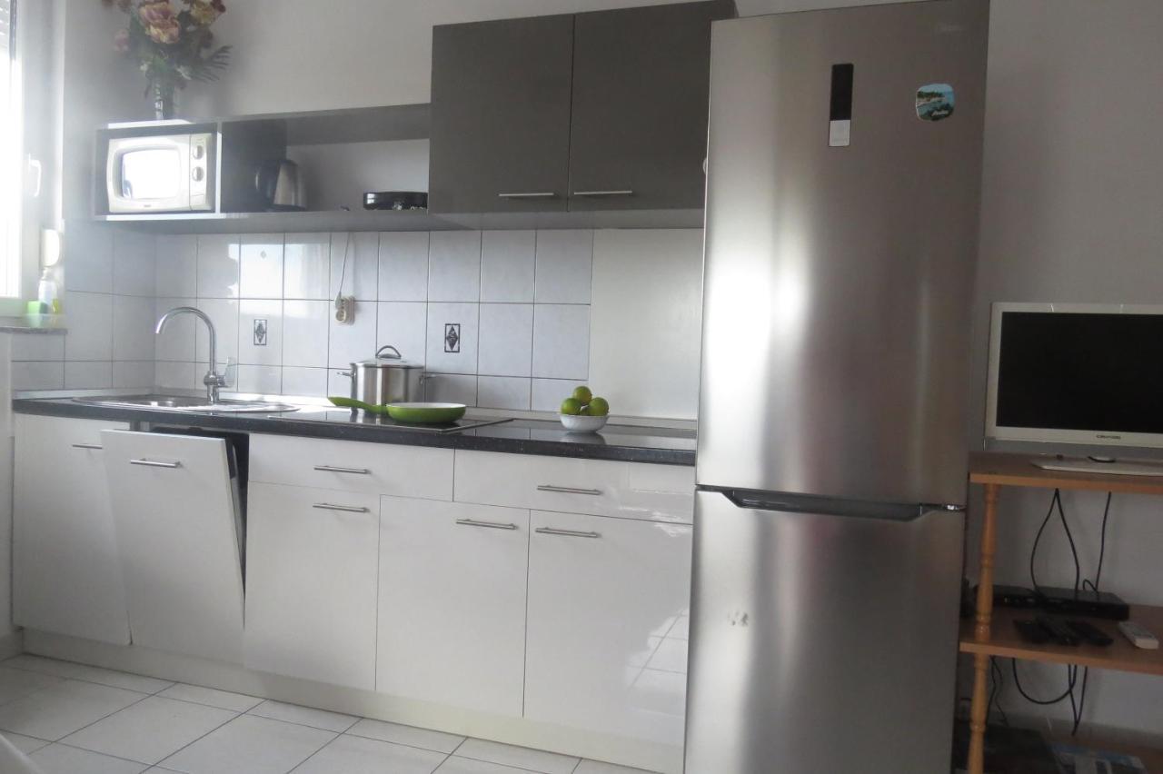 Modra Kuca Apartment Мандре Екстериор снимка