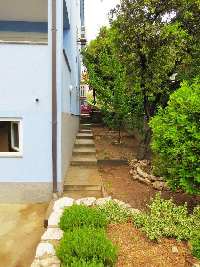 Modra Kuca Apartment Мандре Екстериор снимка