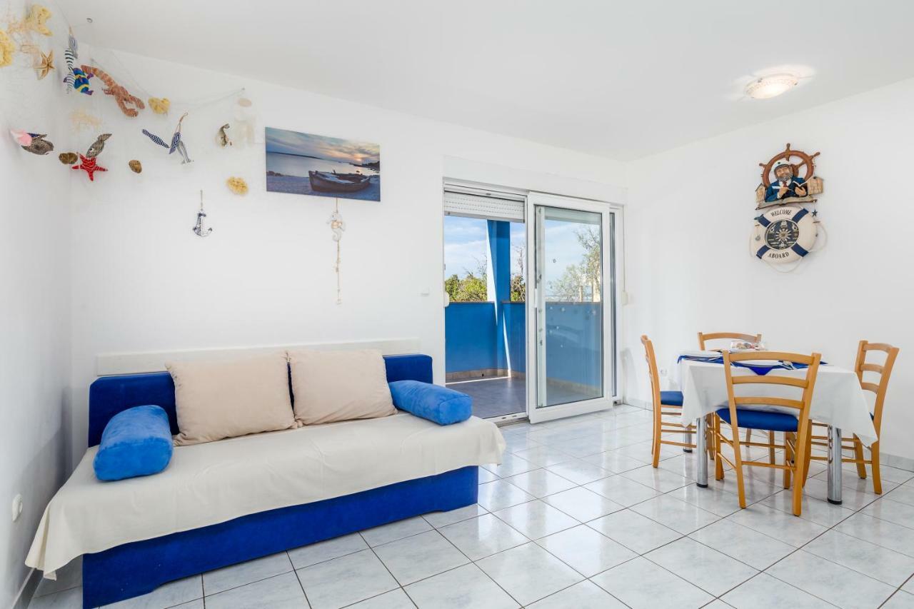 Modra Kuca Apartment Мандре Екстериор снимка
