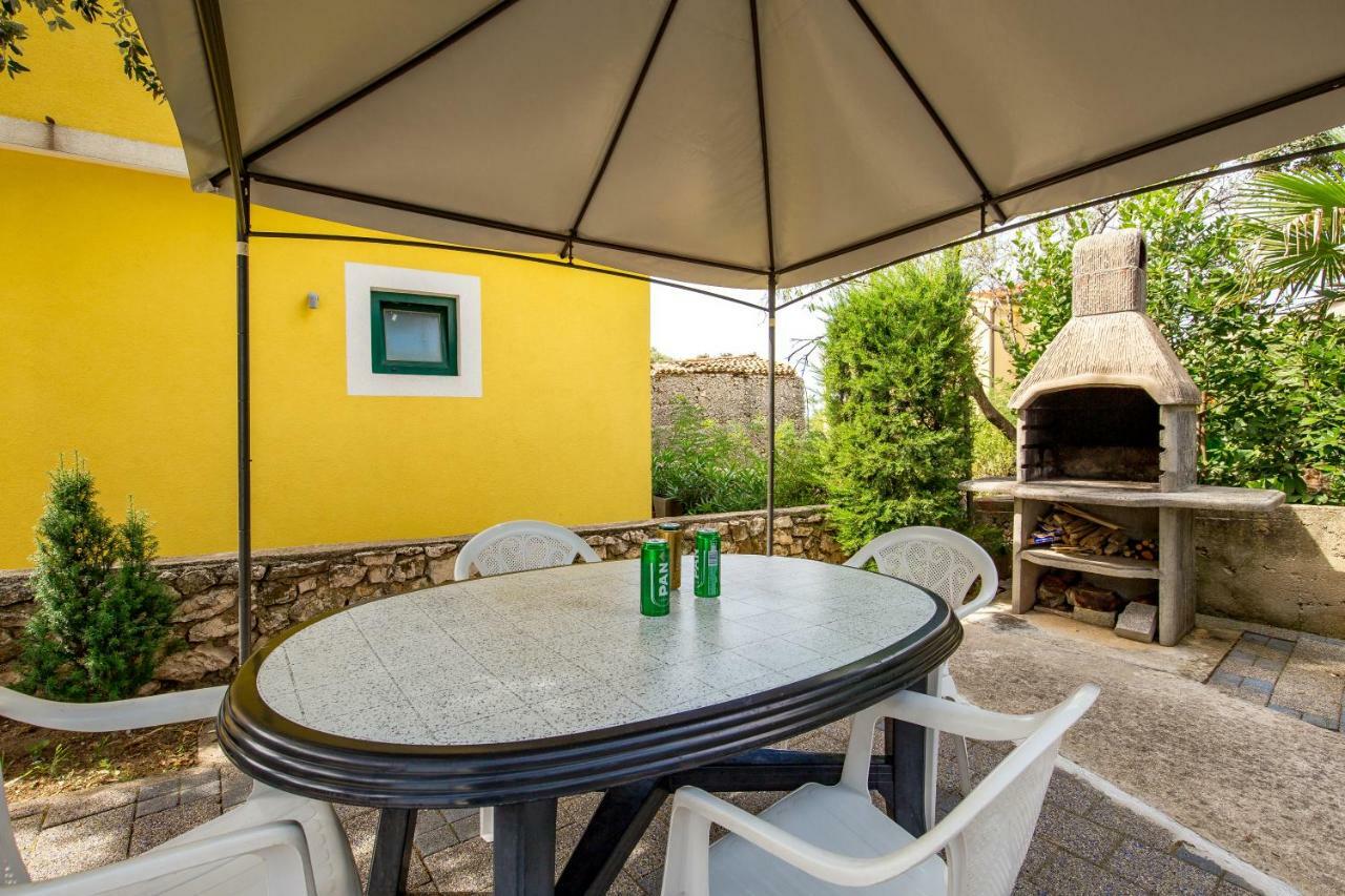 Modra Kuca Apartment Мандре Екстериор снимка