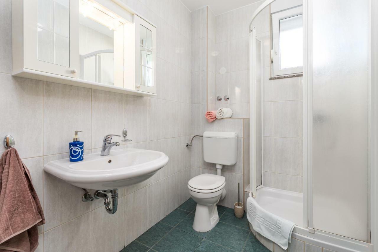 Modra Kuca Apartment Мандре Екстериор снимка