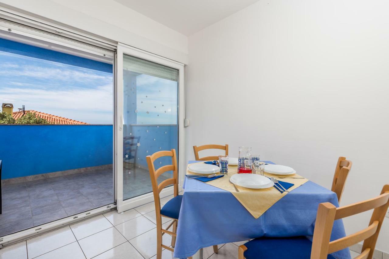 Modra Kuca Apartment Мандре Екстериор снимка