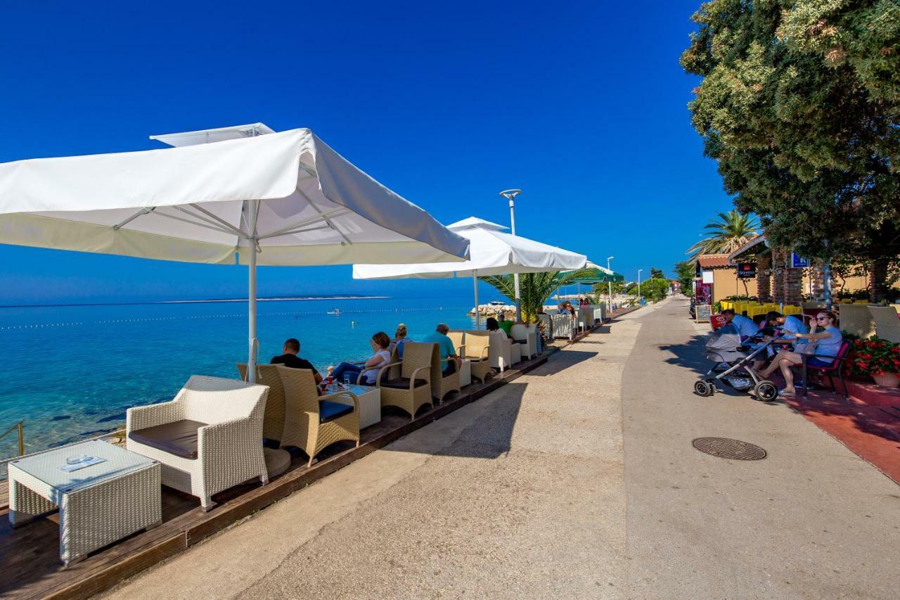 Modra Kuca Apartment Мандре Екстериор снимка